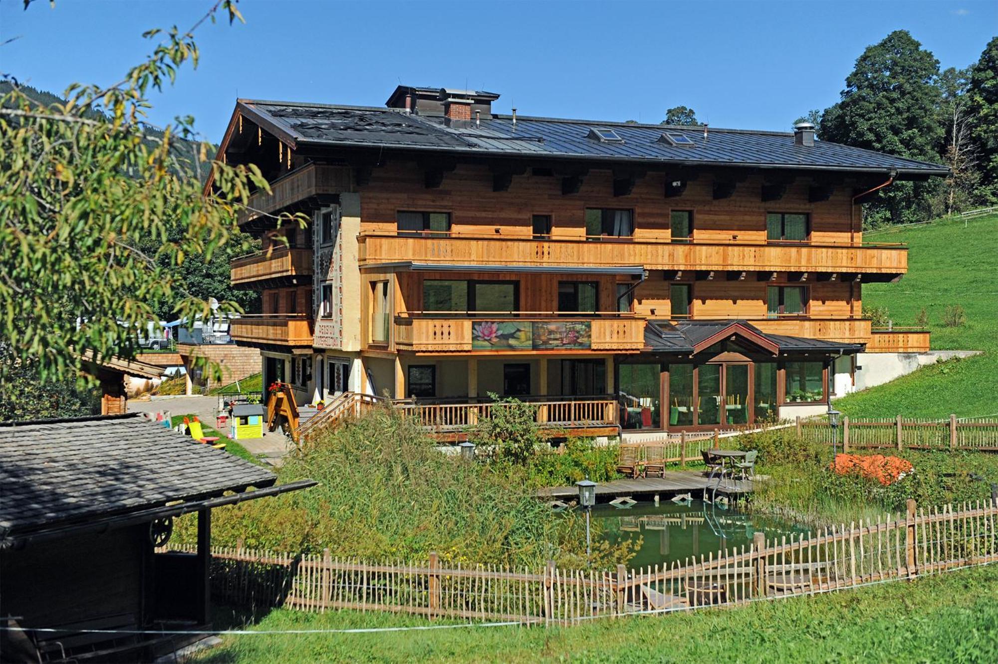 Ski In Ski Out Hotel Unterellmau Зальбах-Хинтерглемм Экстерьер фото